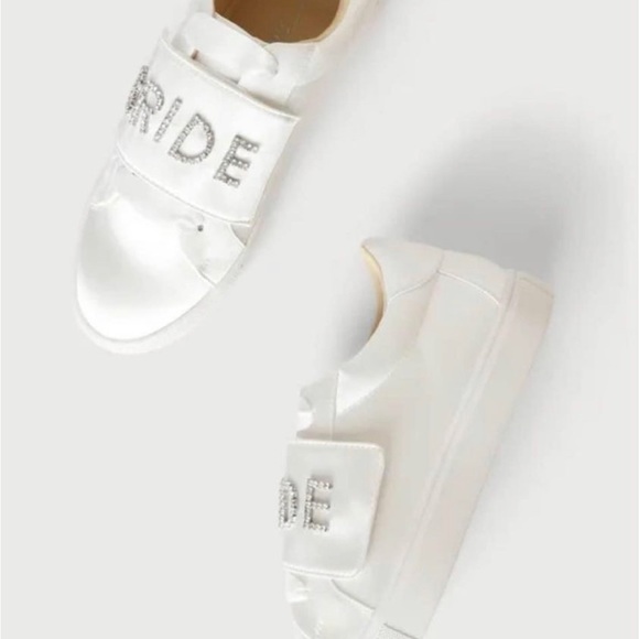 Betsey Johnson Bride sneakers - Picture 2 of 2